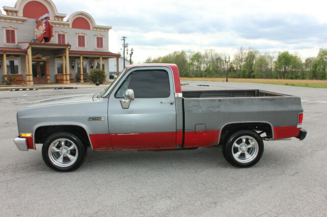 1986 Red GMC Sierra 1500 Standard Cab Pickup