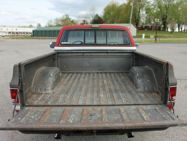 1986 Red GMC Sierra 1500 Standard Cab Pickup