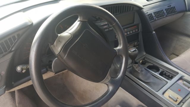 1990 White Chevrolet Corvette Coupe