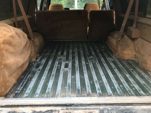 1990 Green GMC Suburban SUV