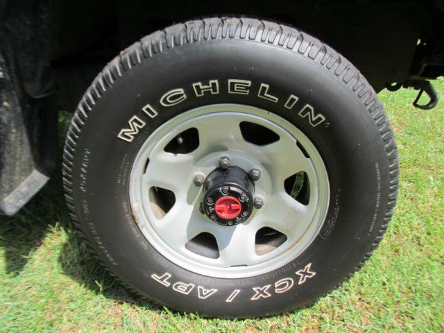 1992 Gray Toyota Pickup Standard Cab Pickup