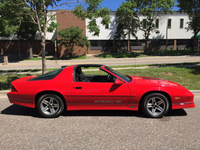 1986 Red Chevrolet Camaro Coupe