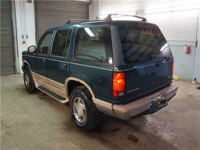 1994 Green Ford Explorer SUV
