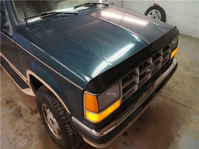 1994 Green Ford Explorer SUV