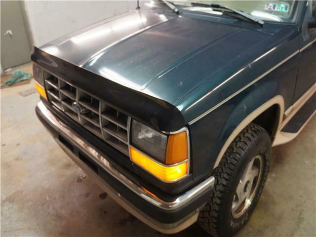 1994 Green Ford Explorer SUV