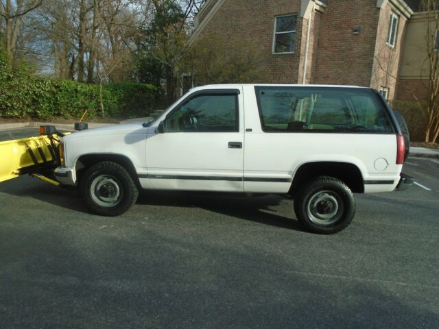 1994 White GMC Yukon SUV