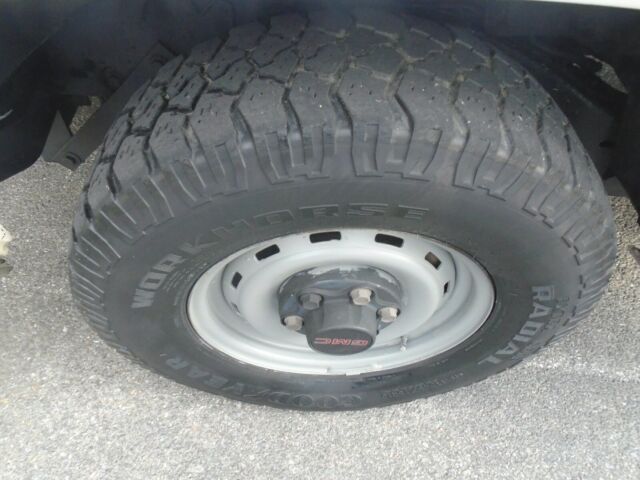 1994 White GMC Yukon SUV