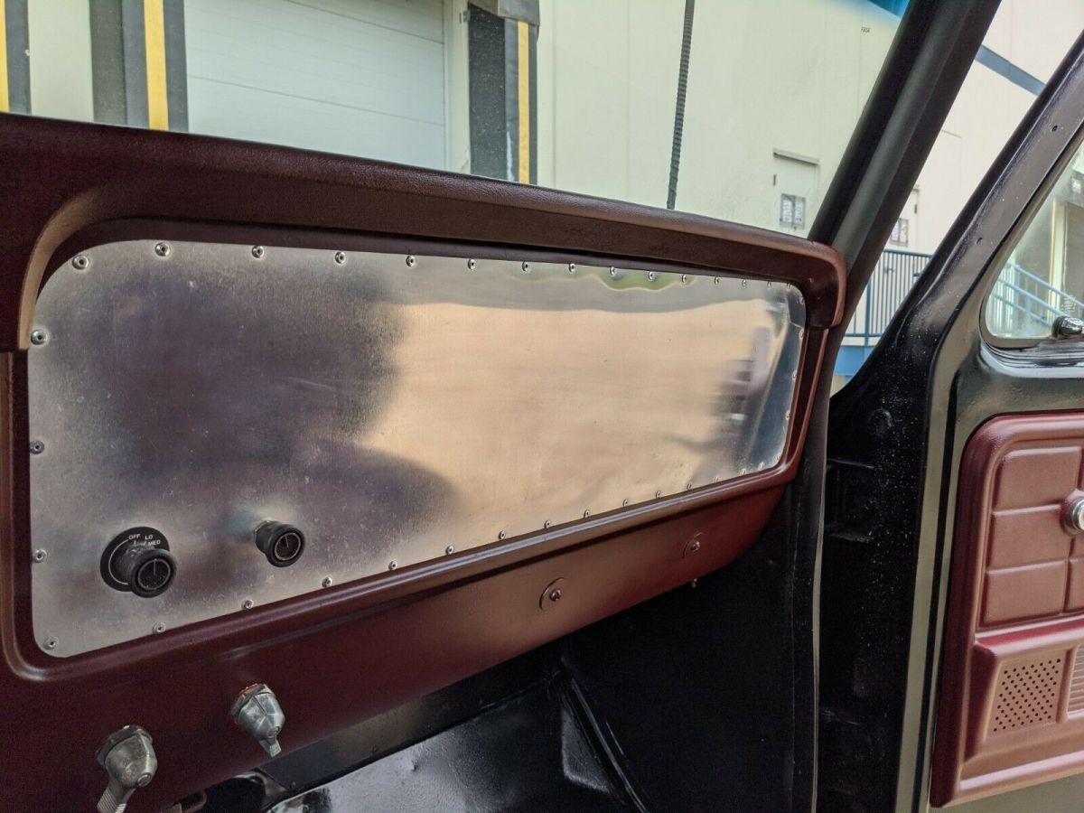 1978 Black Ford Bronco