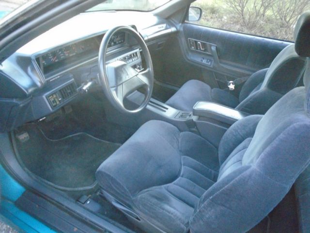 1993 Blue Oldsmobile Cutlass Coupe
