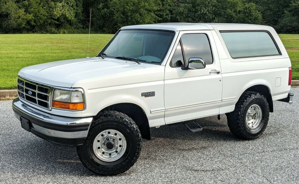 1994 White Ford Bronco
