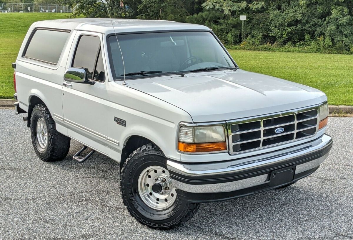 1994 White Ford Bronco