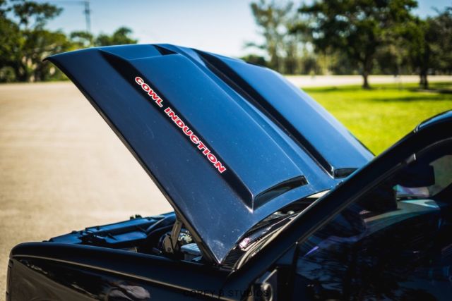 1990 BLACK Chevrolet SS PICK UP