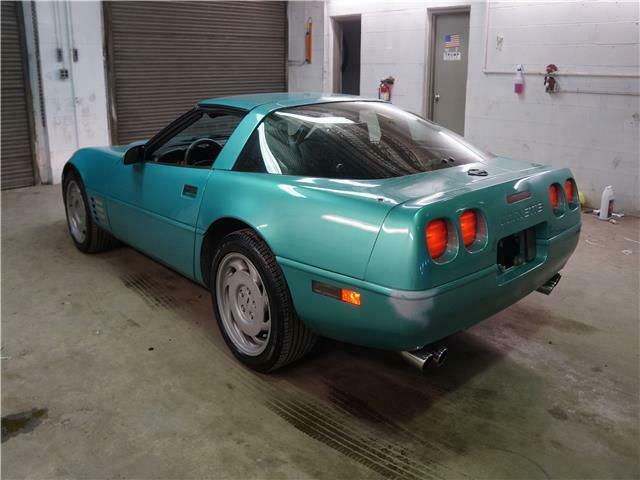 1991 Teal Chevrolet Corvette Coupe Hatchback
