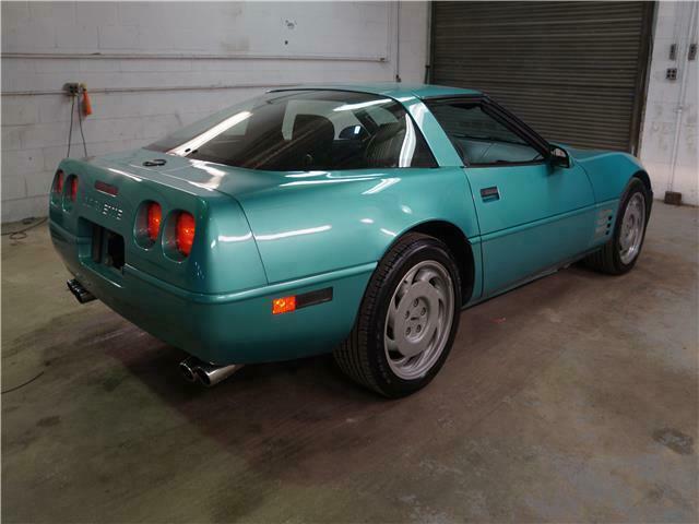 1991 Teal Chevrolet Corvette Coupe Hatchback