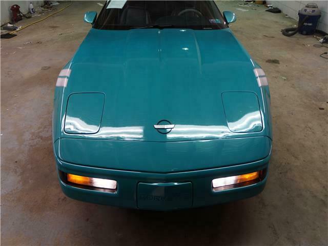 1991 Teal Chevrolet Corvette Coupe Hatchback