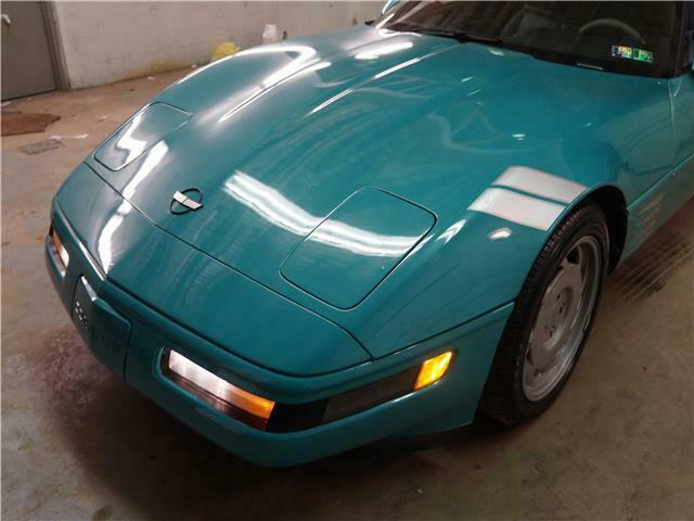 1991 Teal Chevrolet Corvette Coupe Hatchback