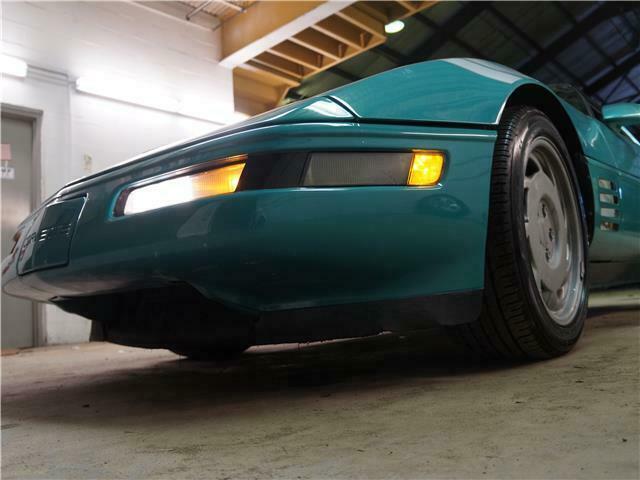 1991 Teal Chevrolet Corvette Coupe Hatchback