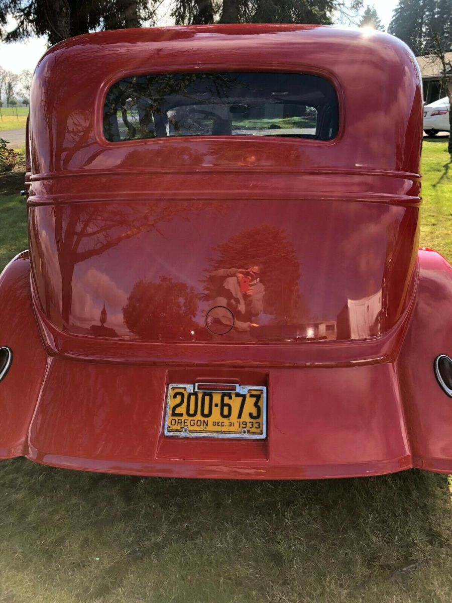 1933 Red Ford Vicky Sedan