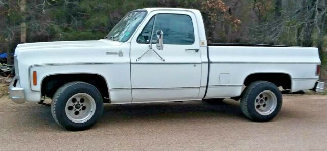 1978 White Chevrolet C-10 Standard Cab Pickup