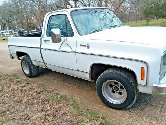 1978 White Chevrolet C-10 Standard Cab Pickup