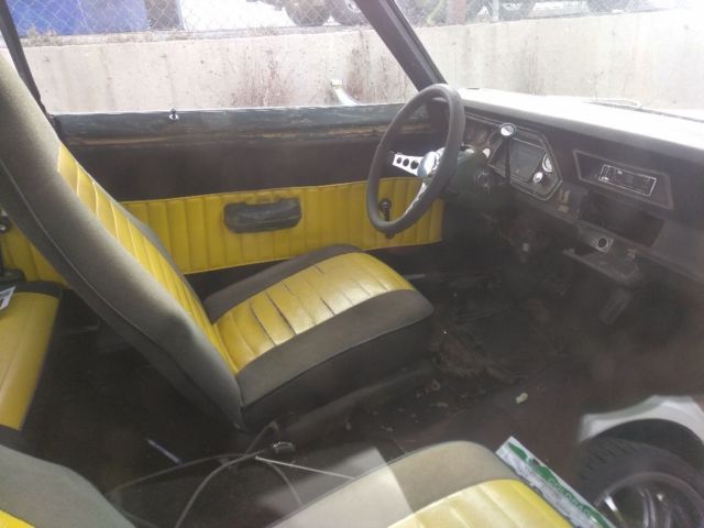 1973 Yellow Dodge Dart Coupe
