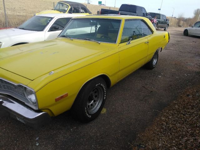 1973 Yellow Dodge Dart Coupe