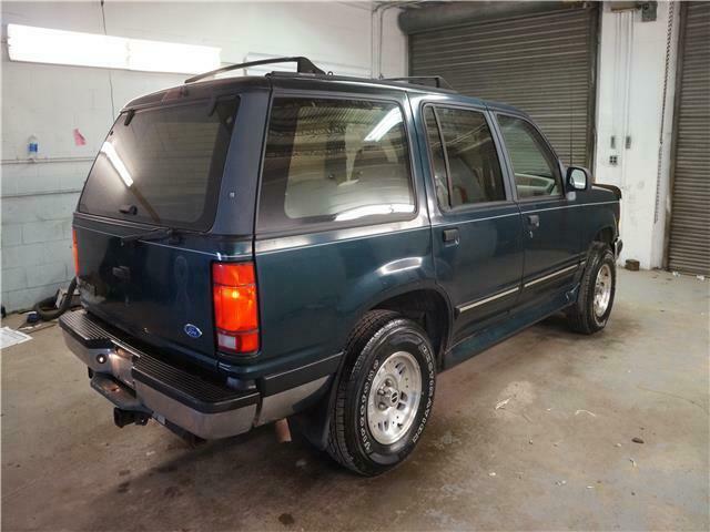 1994 Green Ford Explorer SUV