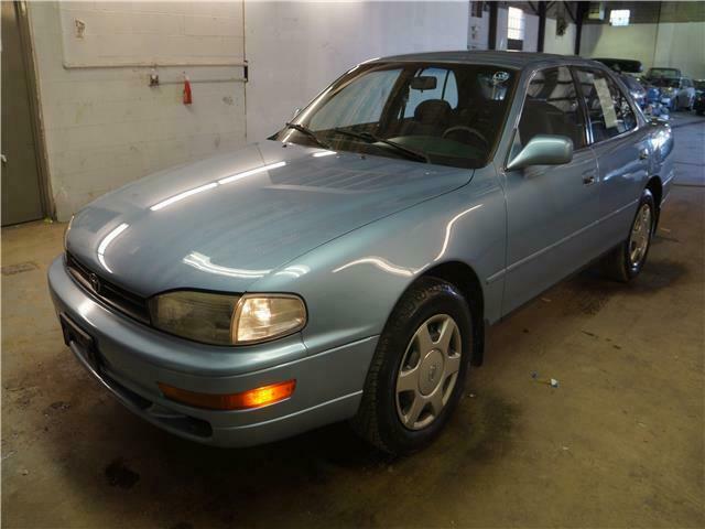 1993 Blue Toyota Camry Sedan