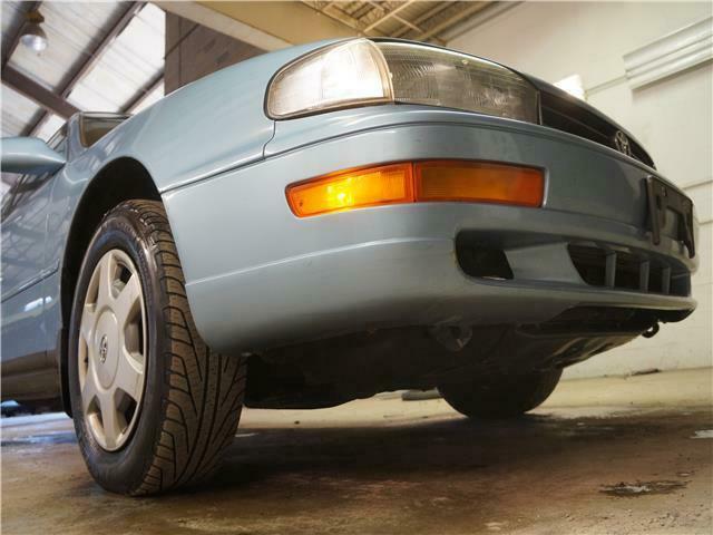 1993 Blue Toyota Camry Sedan