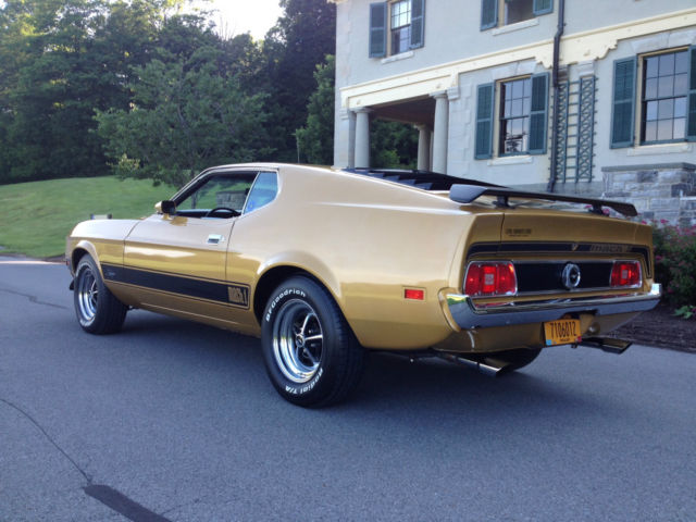 1973 GOLD Ford Mustang Coupe