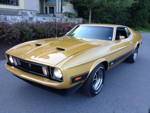 1973 GOLD Ford Mustang Coupe
