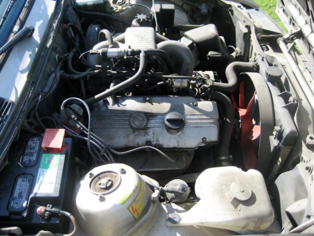 1985 Silver BMW 3-Series Sedan