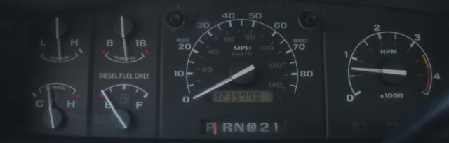 1994 two tone Ford F-250 Standard Cab Pickup