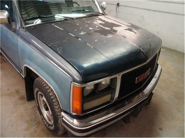 1988 Blue GMC 1/2 Ton Pickups --