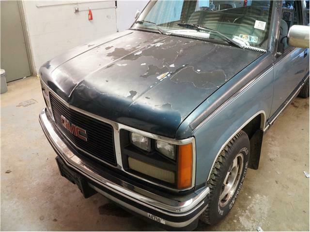 1988 Blue GMC 1/2 Ton Pickups --