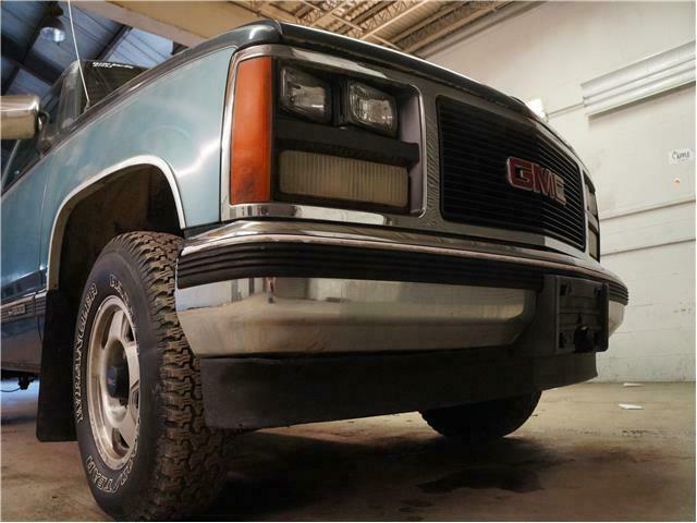 1988 Blue GMC 1/2 Ton Pickups --
