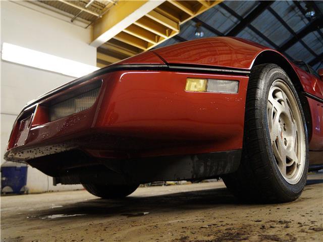 1990 Burgundy Chevrolet Corvette Coupe