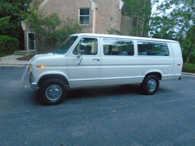 1990 WHITE Ford E-Series Van Extended Passenger Van