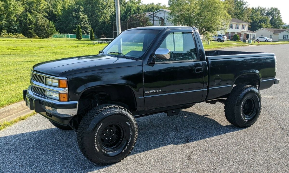 1989 Black GMC Sierra 1500 Standard Cab Pickup