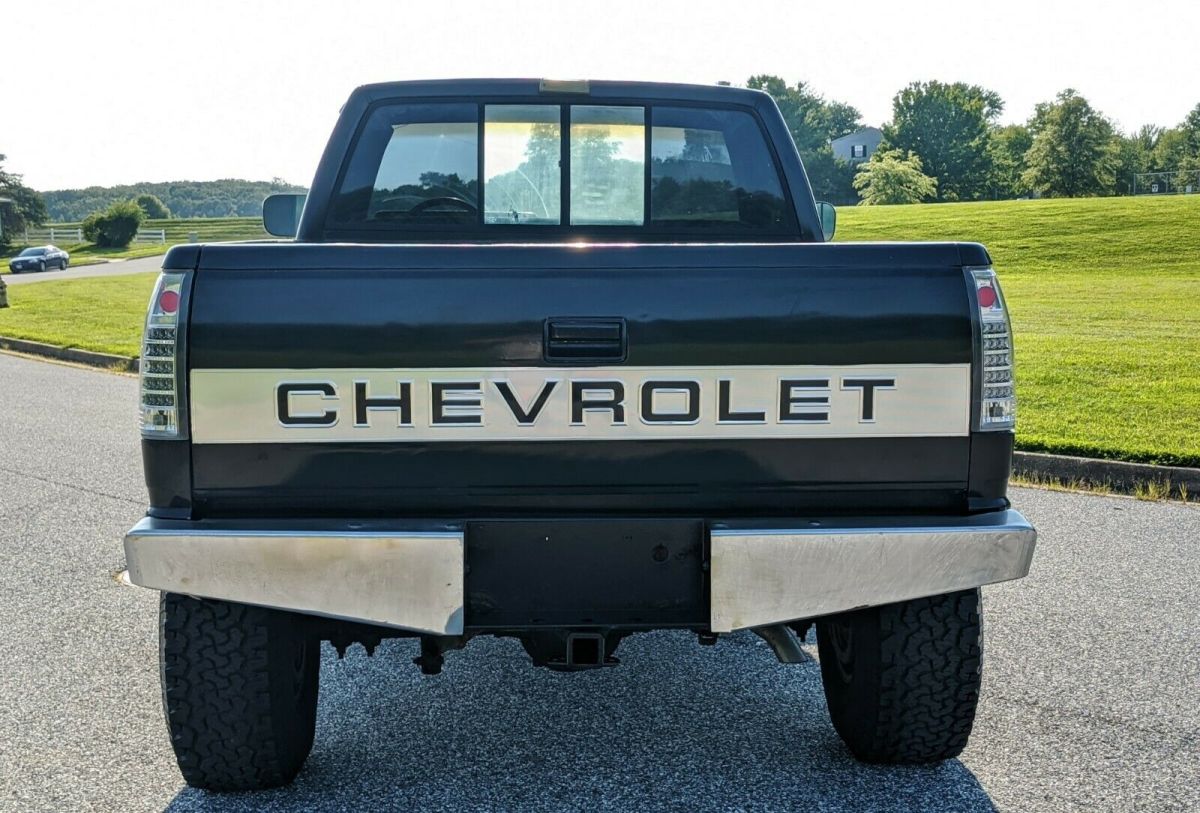 1989 Black GMC Sierra 1500 Standard Cab Pickup