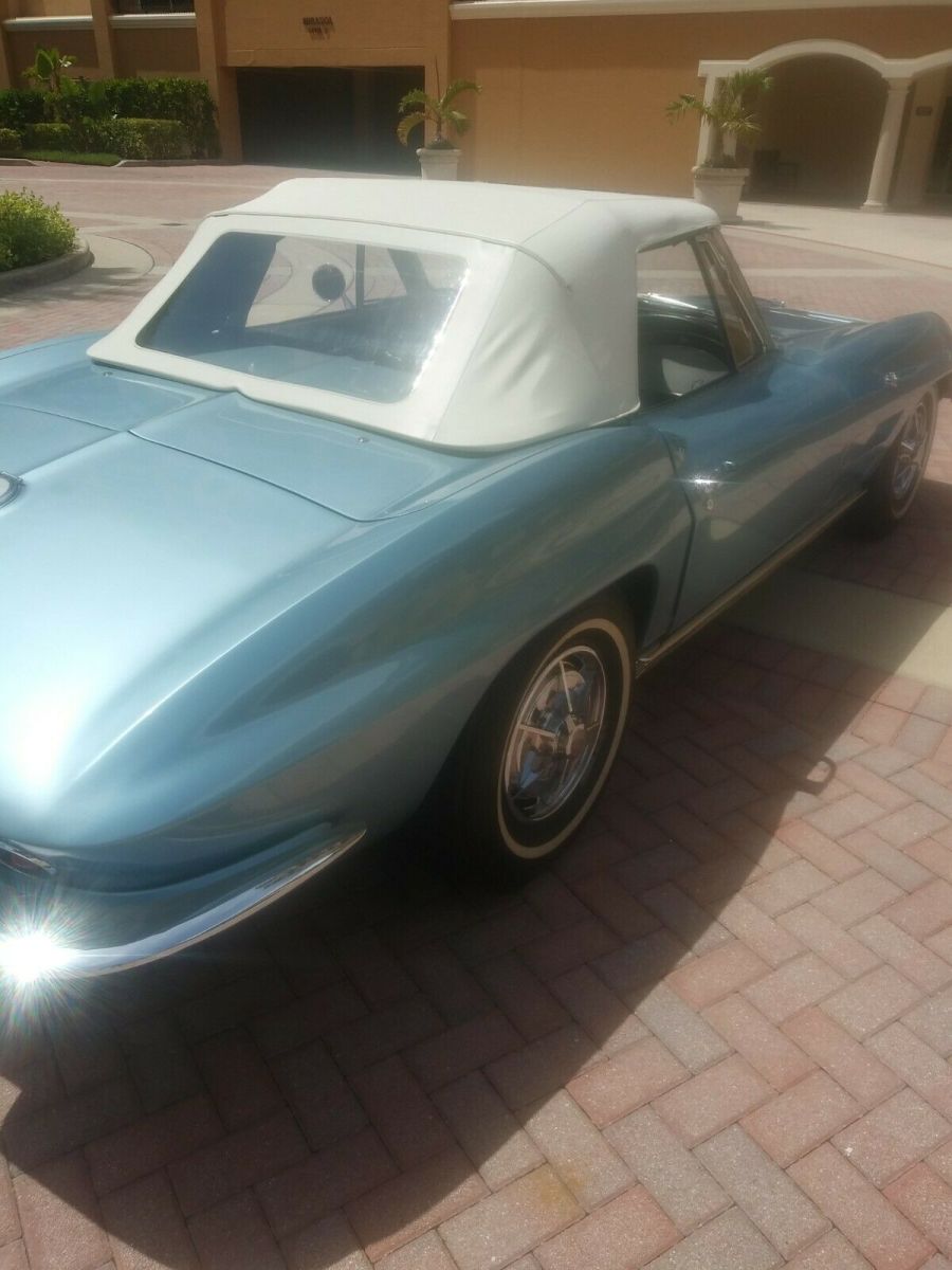 1963 Silver blue Chevrolet Corvette