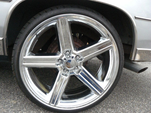 1987 Silver Oldsmobile Cutlass Coupe