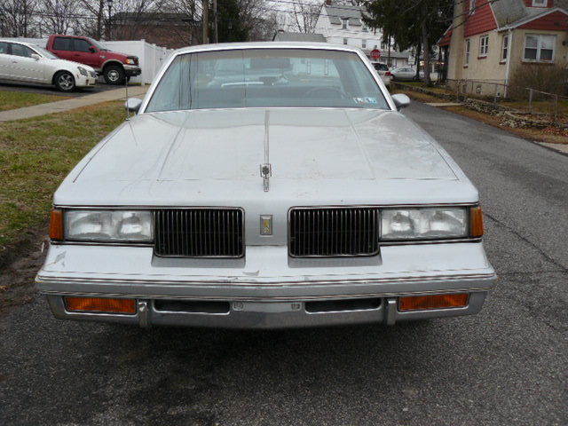 1987 Silver Oldsmobile Cutlass Coupe
