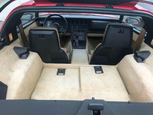 1985 Red Chevrolet Corvette Hatchback