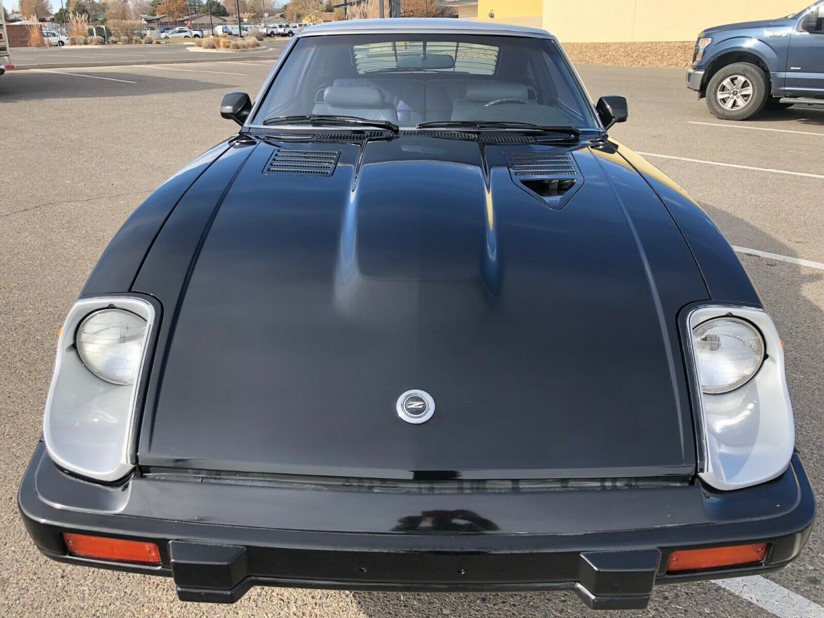 1982 Silver Nissan 280ZX Hatchback