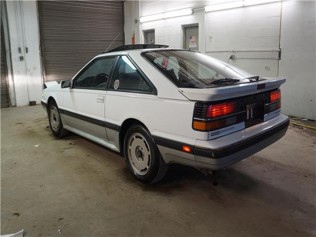 1987 White Nissan 200SX Hatchback / Coupe