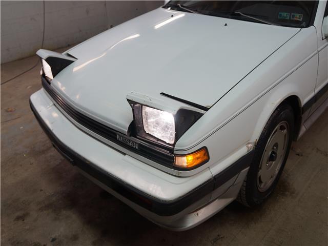 1987 White Nissan 200SX Hatchback / Coupe