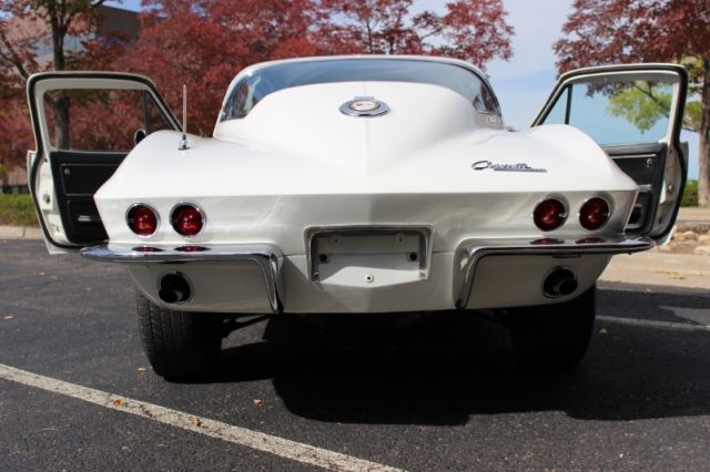 1965 White Chevrolet Corvette Coupe