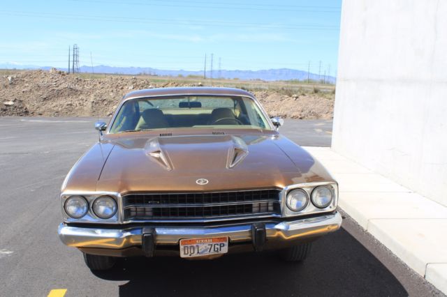1973 Brown Plymouth Road Runner Coupe