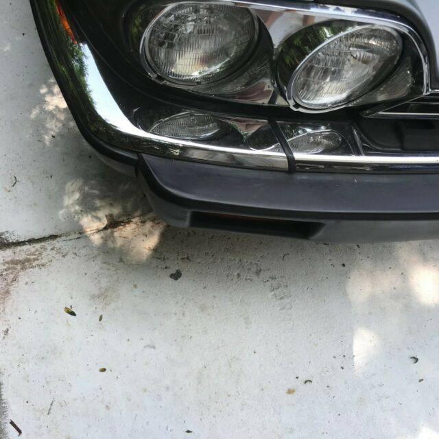 1986 Gray Jaguar XJS two door